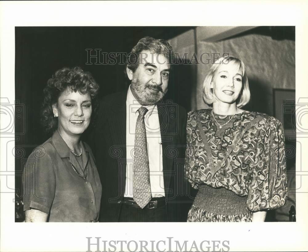 1987 Harriet Marmon, Pepe Lucero &amp; Carrie Myer at The Argyle-Historic Images