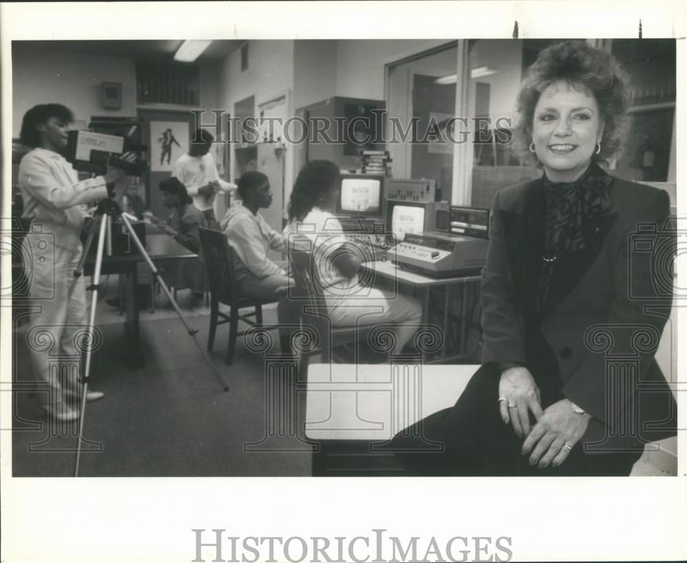 1989 Harriet Marmon at Sam Houston Higle&#39;s SAYL Leadership Class-Historic Images