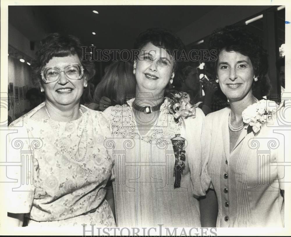 1990 Business and Professional Women's Club installation, Texas-Historic Images