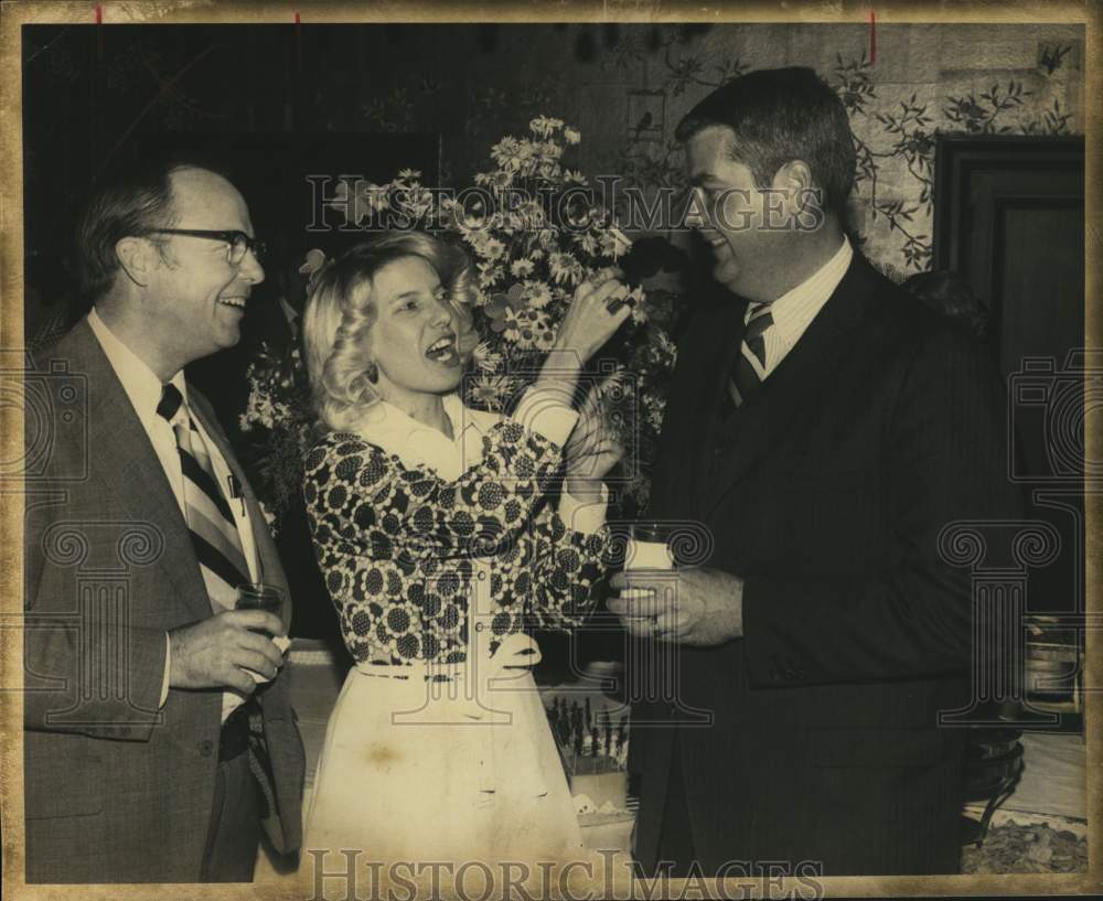 1975 Bob Cook, Sue Alexander &amp; Jack Meyer at San Antonio event-Historic Images