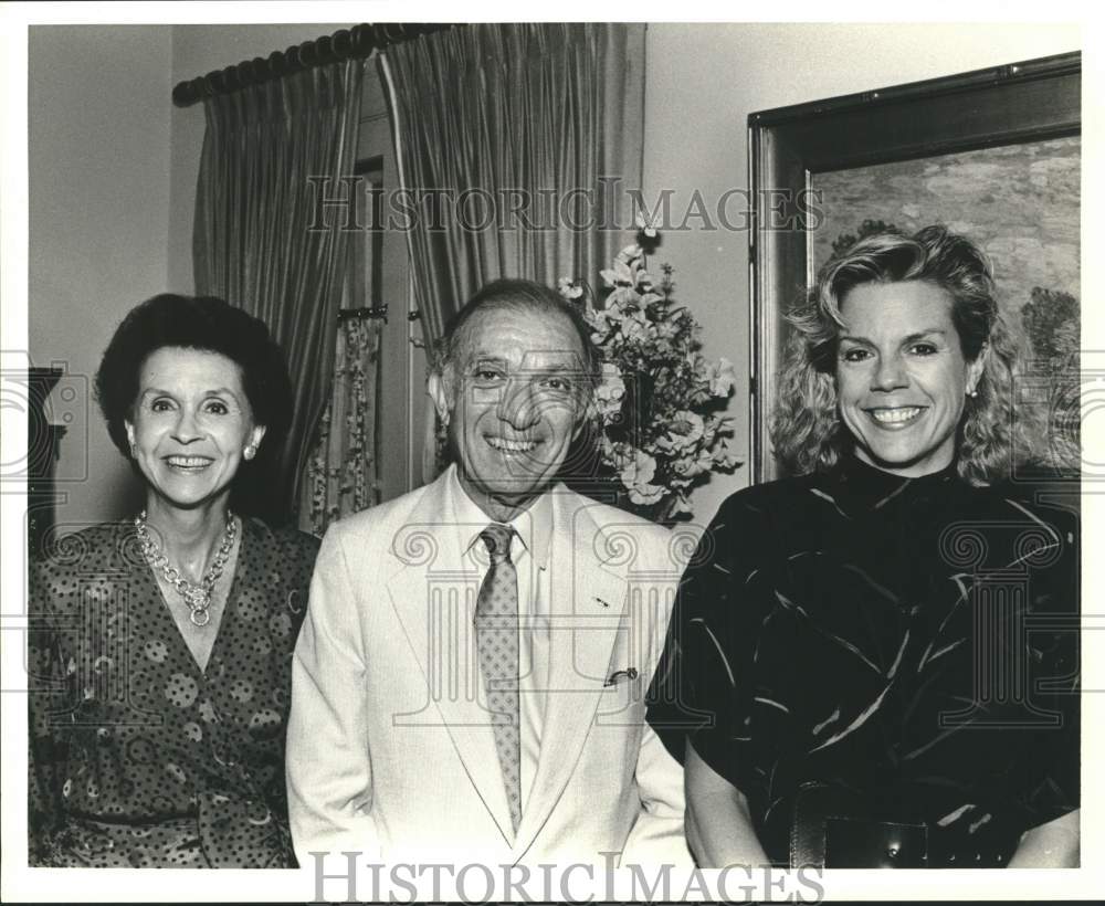 1988 Edith McAllister with officials of college fund reception.-Historic Images