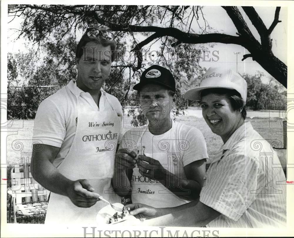 1988 San Antonio Chili &amp; Fajita Cook Off participants-Historic Images