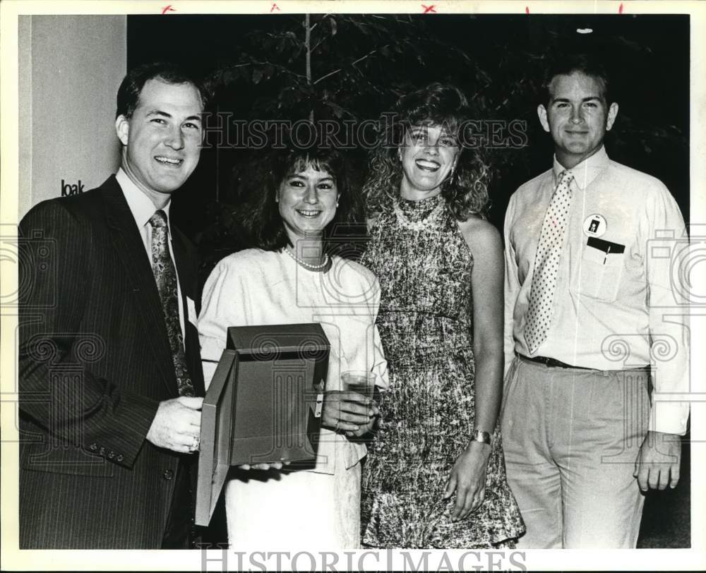 1988 Attendees, McArthur High School Class Of 1978 With Empty Box-Historic Images