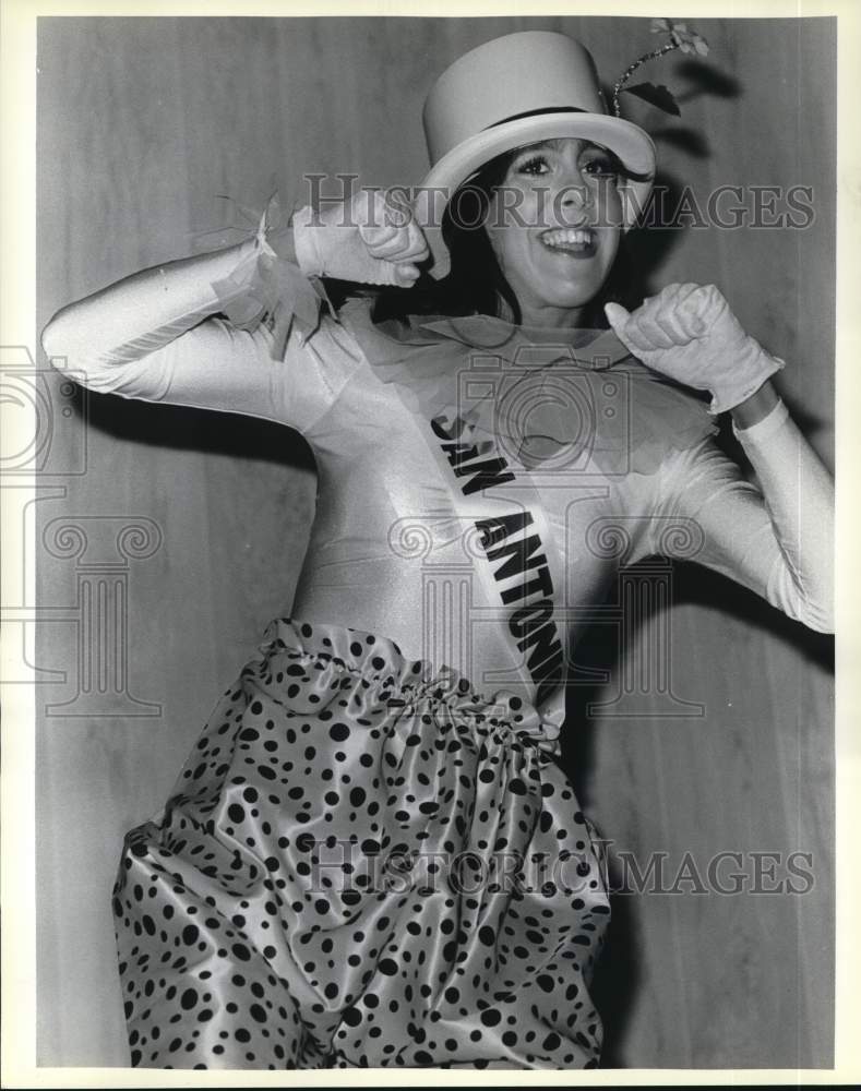 1985 Margo Whitt, San Antonio Junior Miss competitor at Civic Center-Historic Images