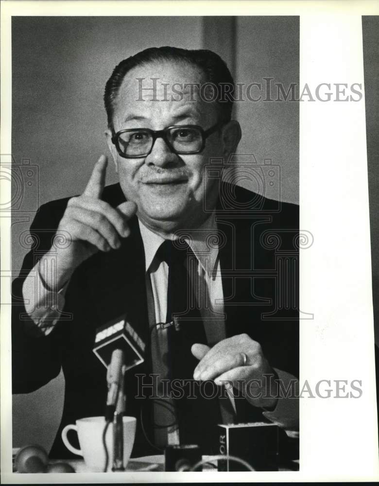 1984 President Alvaro Alfredo Magana, El Salvador, Press Conference-Historic Images