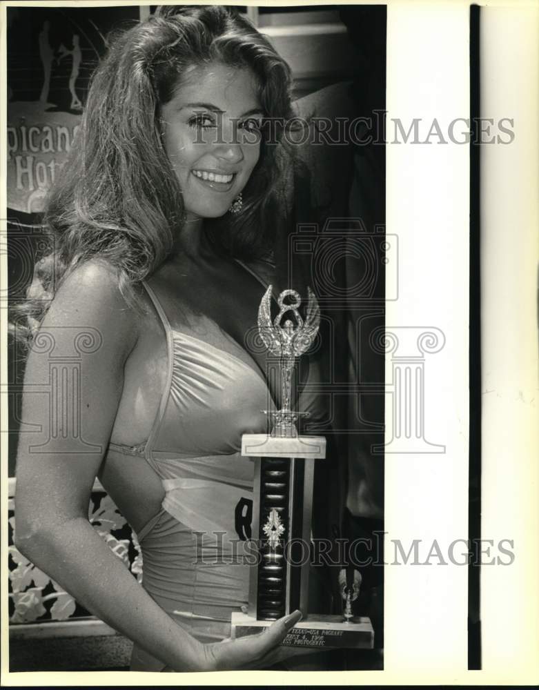 1986 Miss Photogenic winner Monica Buck at Miss Texas pageant, Texas-Historic Images