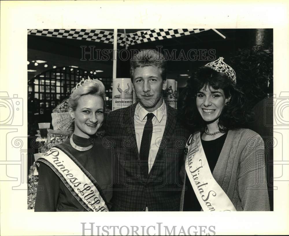 1987 Jennifer Dobbs with Michael Quinn, and Cara Jean Cooper, Texas-Historic Images