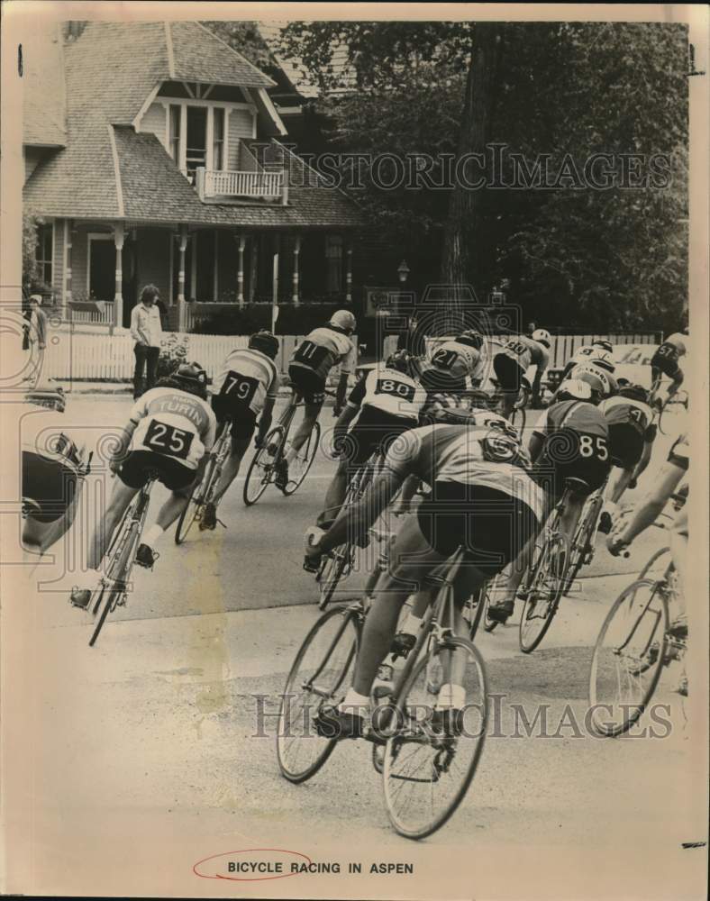Press Photo Bicycle race in racing Aspen, Colorado - saa64965- Historic Images