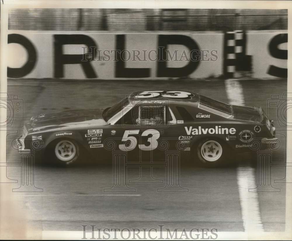 Press Photo A.J. Foyt In His Gilmore Valvoline Buick Race Car To Compete In Race- Historic Images