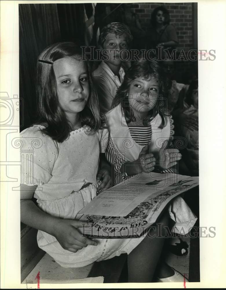 1985 Press Photo Dedication Ceremony For Windcrest Elementary SADD Chapter- Historic Images