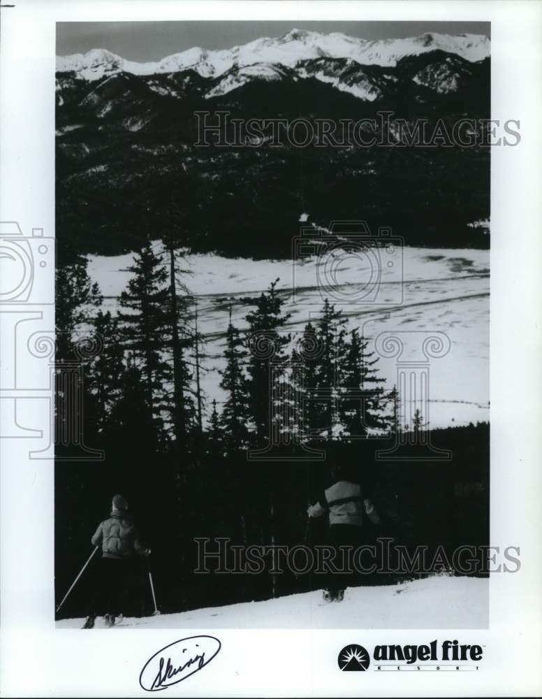 Press Photo Skiers on slopes at Angel Fire Resort, New Mexico - Historic Images