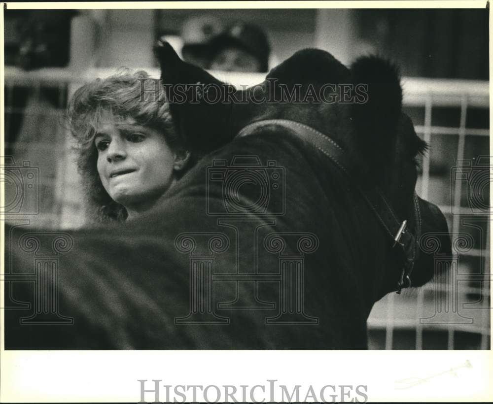 1987 Press Photo Walter Gerlach at Greater Northwest Livestock Show auction- Historic Images