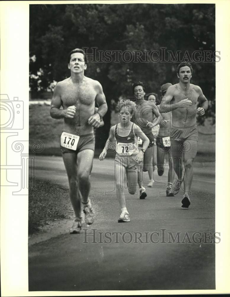 1985 Press Photo Mission Run in Mission County Park - saa87736- Historic Images