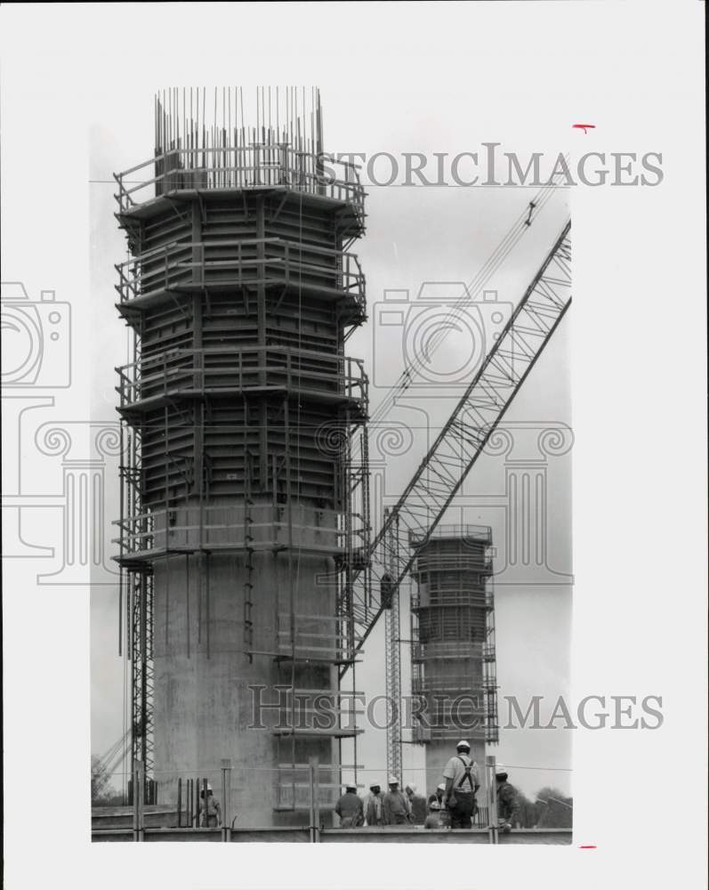 1991 Press Photo Alamodome Tower Construction - sab09957 - Historic Images