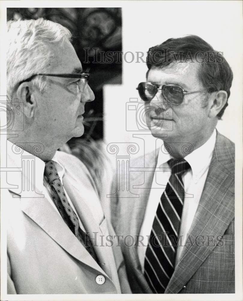 Press Photo James Bayless with John H. Rauscher, Chairman of the Board ...