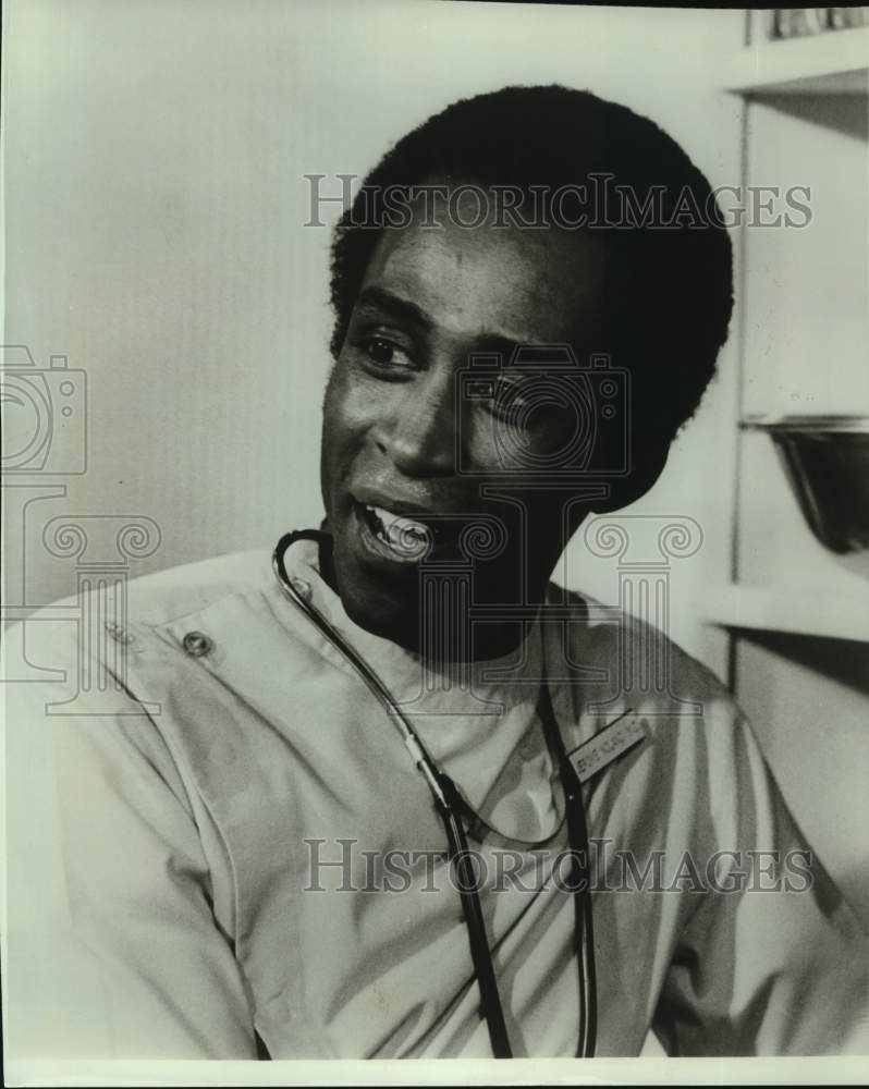 1972 Press Photo Cleavon Little stars on Temperatures Rising, on ABC Television. - Historic Images