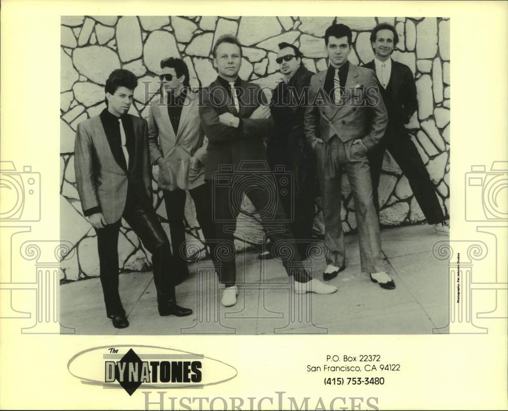 Press Photo Six Members of The Dynatones - Historic Images