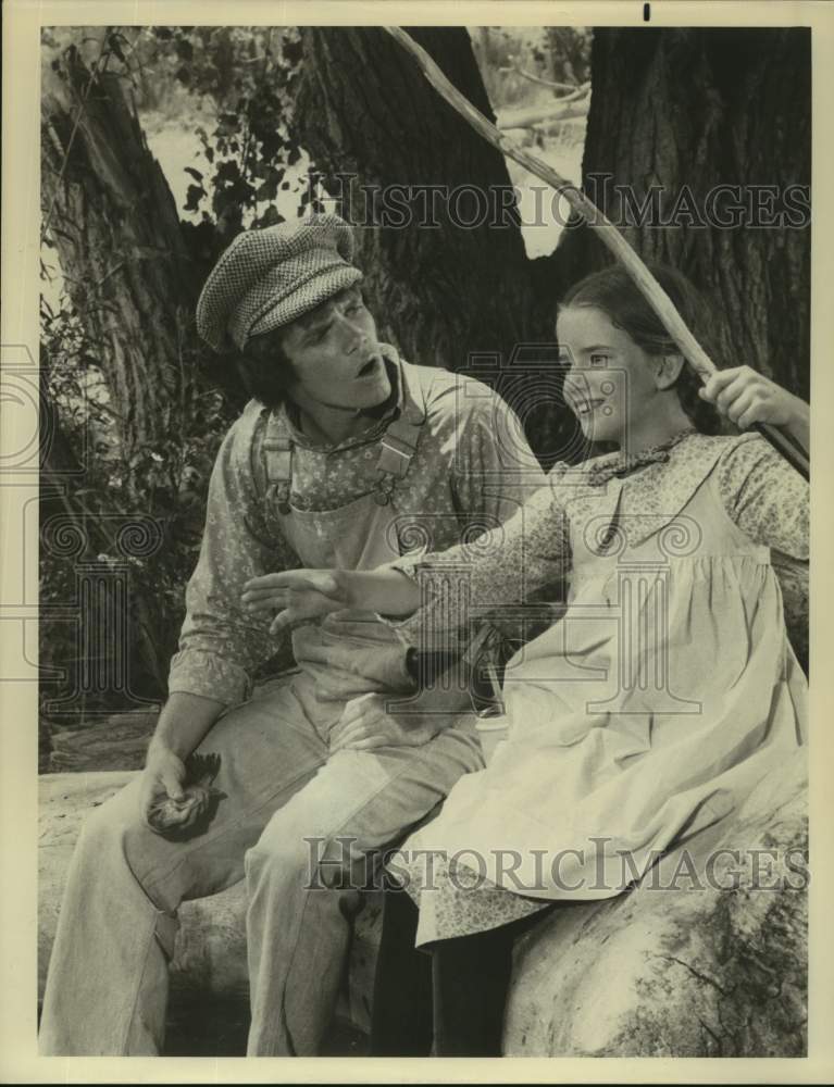 Press Photo Actress Melissa Gilbert with co-star on television show - Historic Images