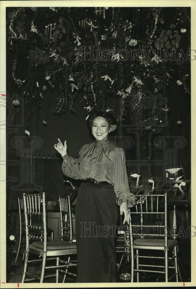 Press Photo Entertainer Kazuko - Historic Images