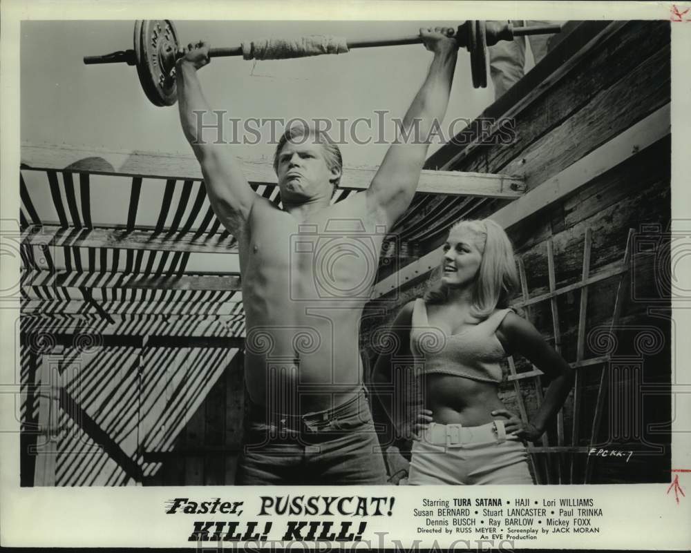 1966 Press Photo Dori Williams and Dennis Busch in Faster, Pussycat! Kill! Kill! - Historic Images