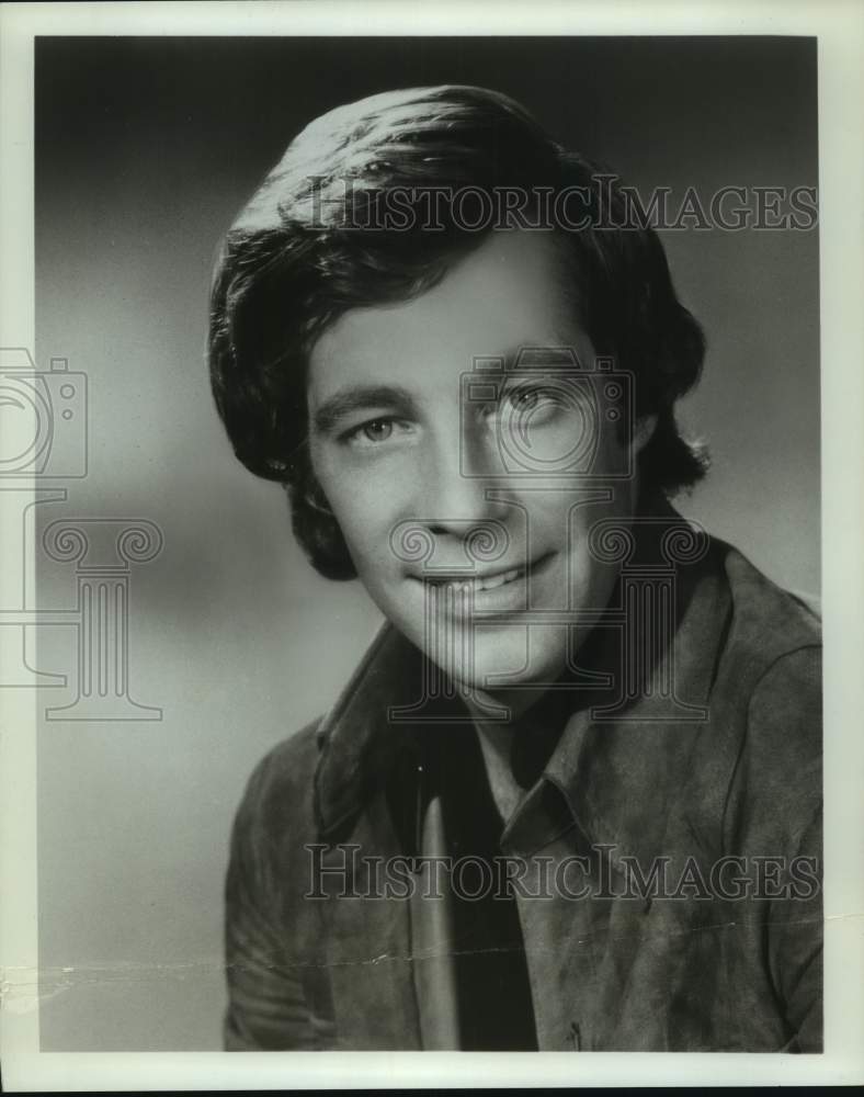 Press Photo Sam Groom, American actor. - Historic Images