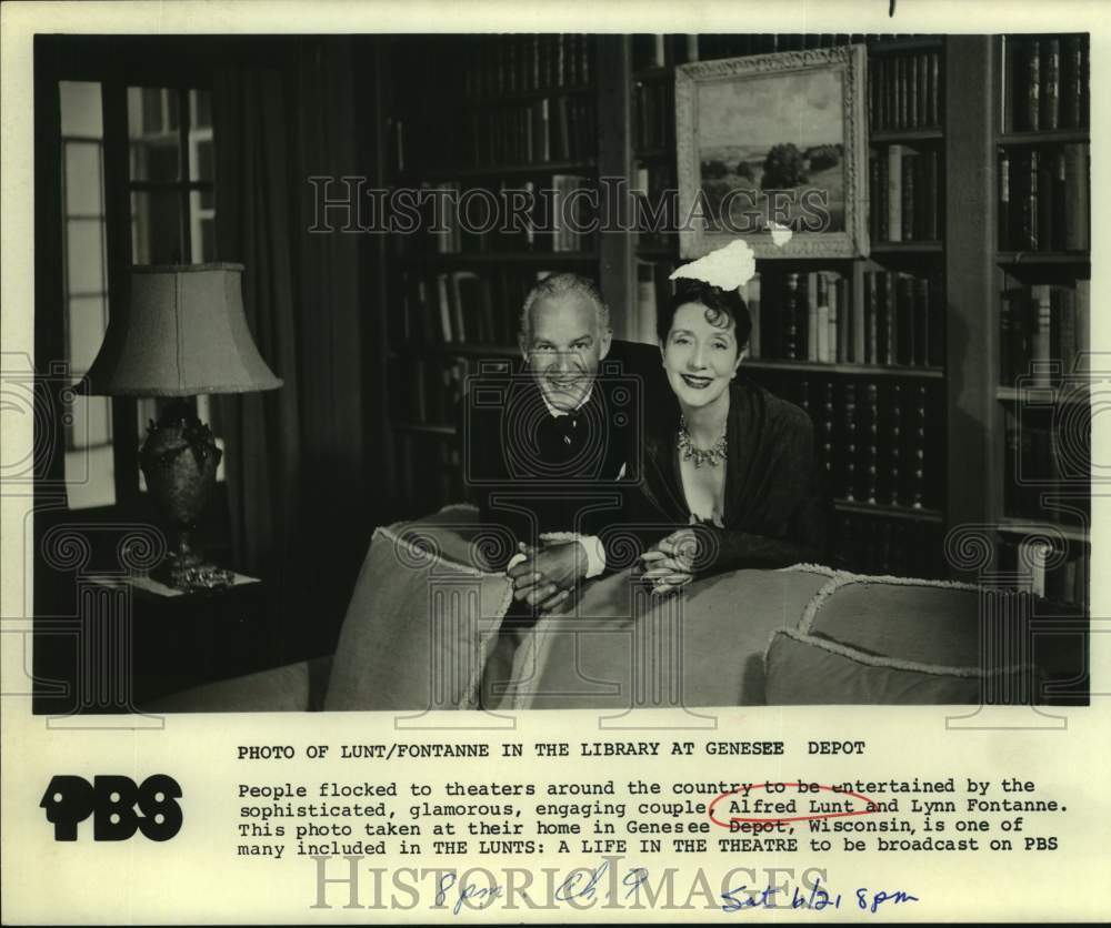 Press Photo Entertainers Alfred Lunt, Lynn Fontanne in Genesee Depot, Wisconsin - Historic Images