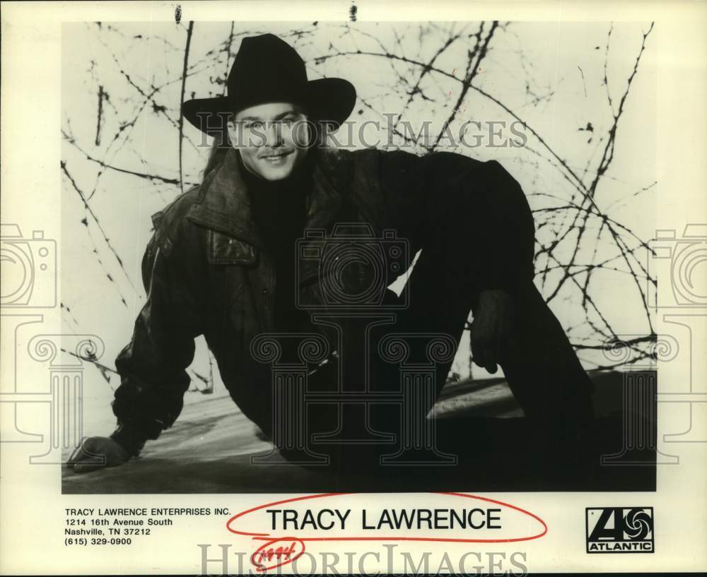1994 Press Photo Country Singer Tracy Lawrence in seated portrait - sap06965- Historic Images
