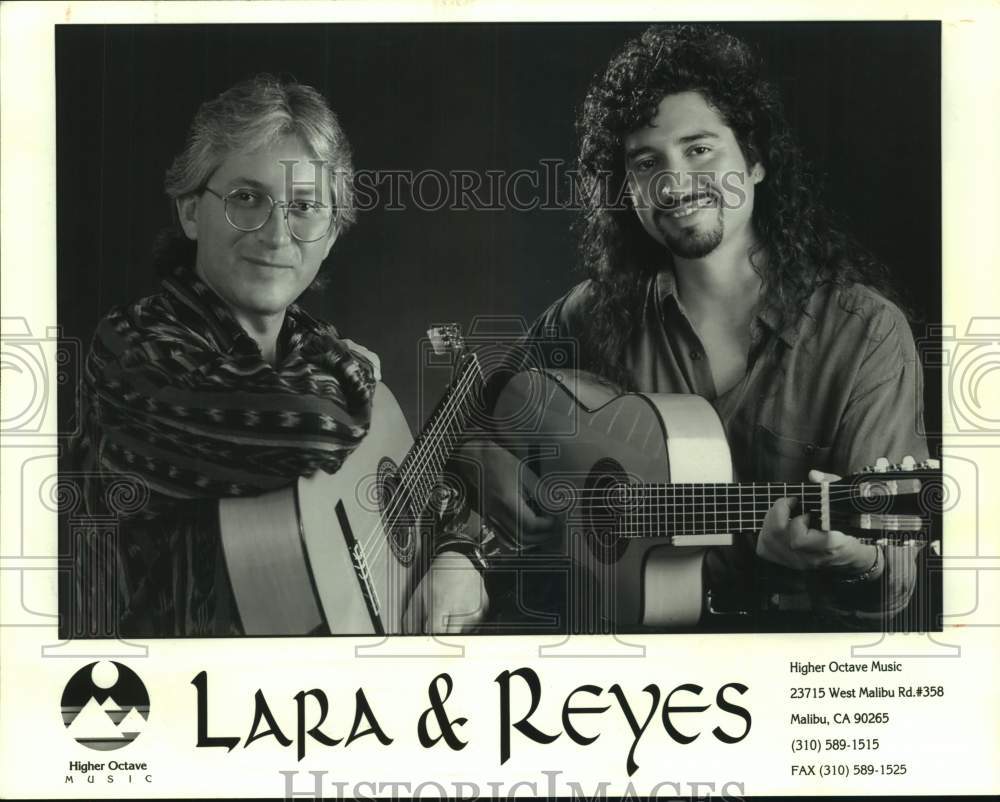 1996 Press Photo Sergio Lara and Joe Reyes, flamenco jazz guitarists.- Historic Images