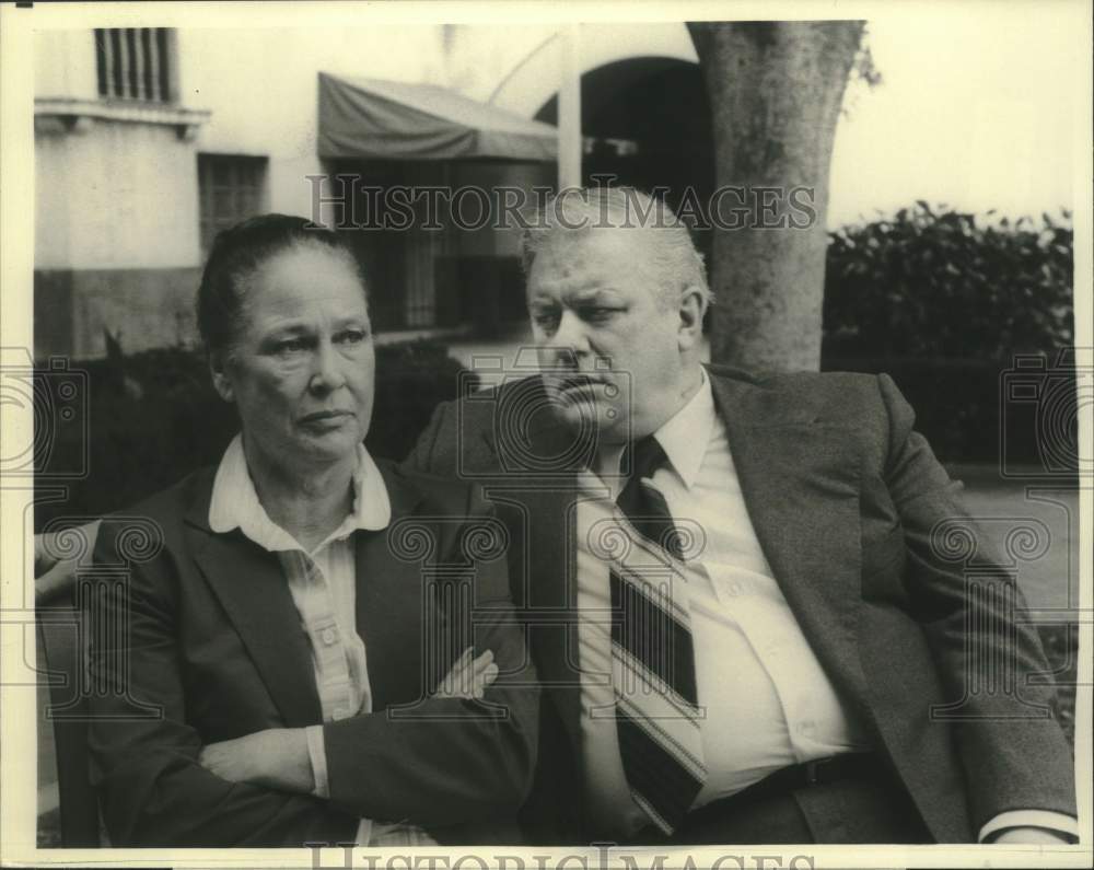 1983 Press Photo Actors Colleen Dewhurst, Charles Durning in "A Perfect Match"- Historic Images