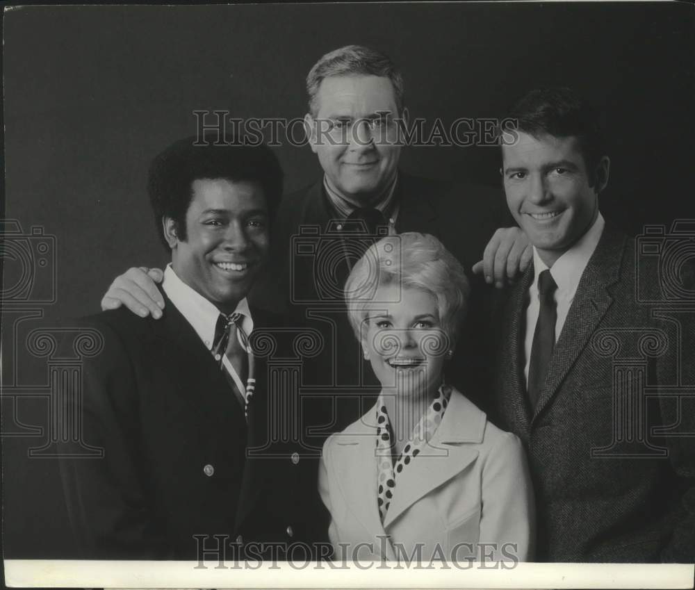 Press Photo Actors Raymond Burr, Don Mitchell, co-stars in "Ironside" on NBC-TV - Historic Images