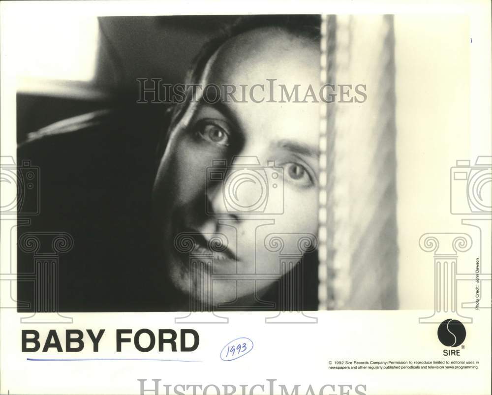 1992 Press Photo Singer Baby Ford in closeup portrait - sap08635- Historic Images