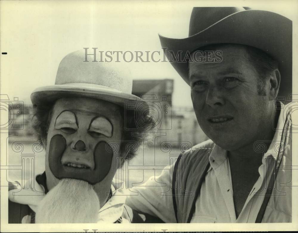 1975 Actors Ned Beatty and Albert Salmi in "Petrocelli" on NBC-TV - Historic Images