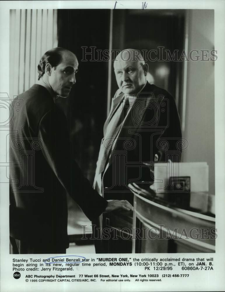 1995 Press Photo Actors Stanley Tucci and Daniel Benzali star in "Murder One"- Historic Images