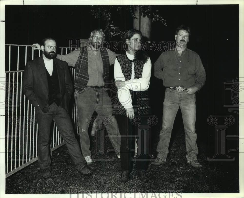 1995 Press Photo Four Members of Irish Band Agus stand in portrait, Musicians- Historic Images