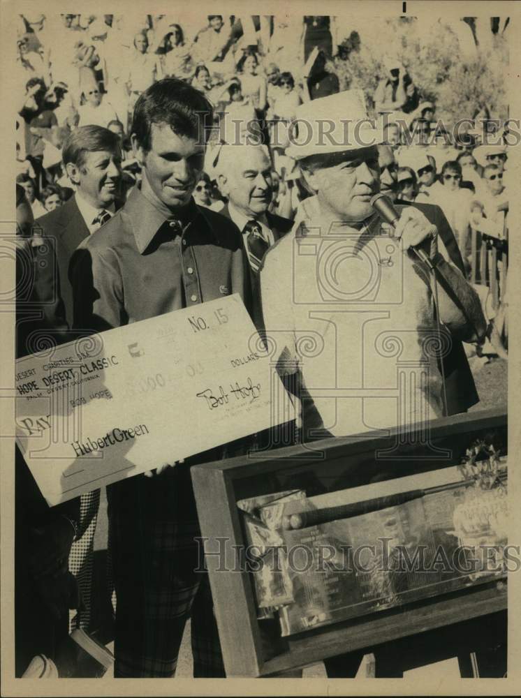 Press Photo Bob Hope at the Hope Desert Classic Golf Tournament. - Historic Images