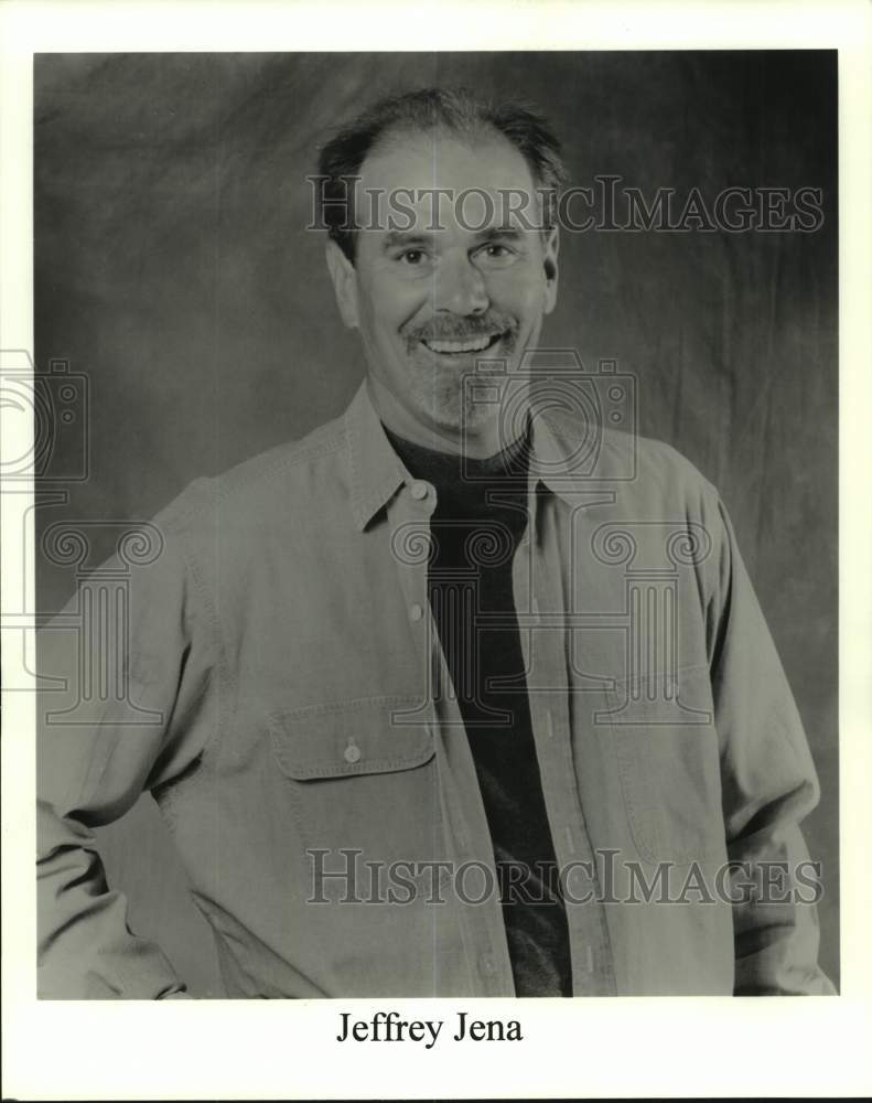 Press Photo Comedian Jeffrey Jena - Historic Images