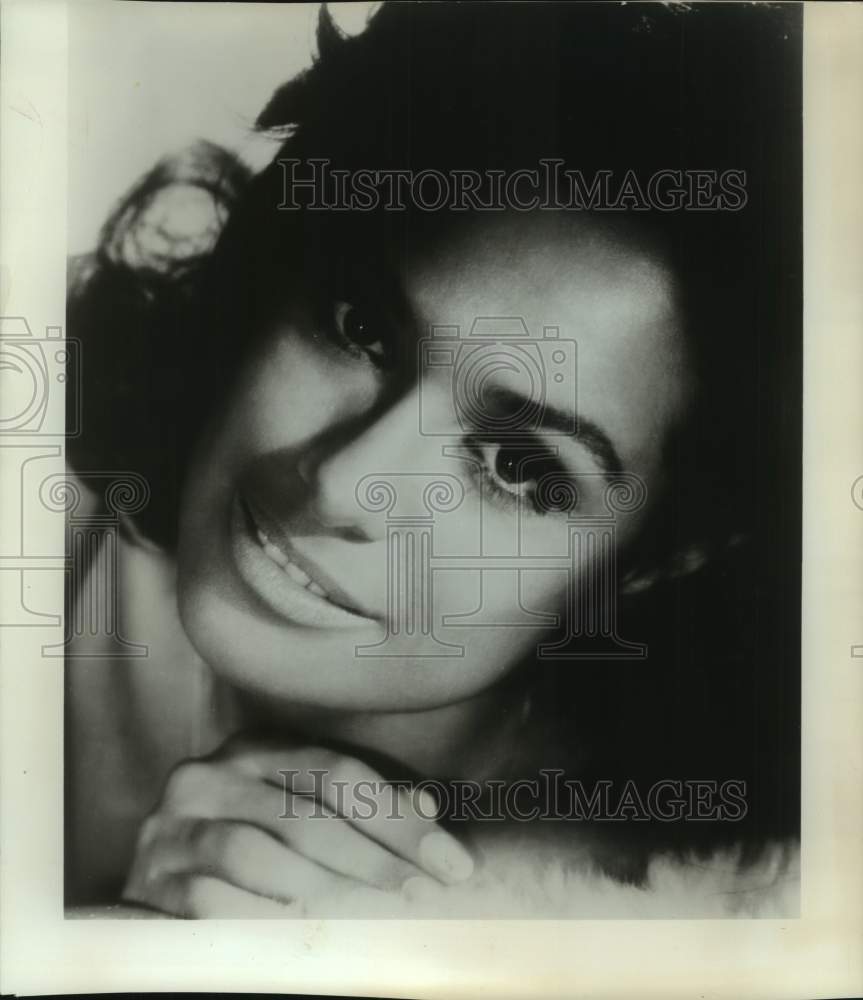 1972 Barbara McNair, Vocalist - Historic Images