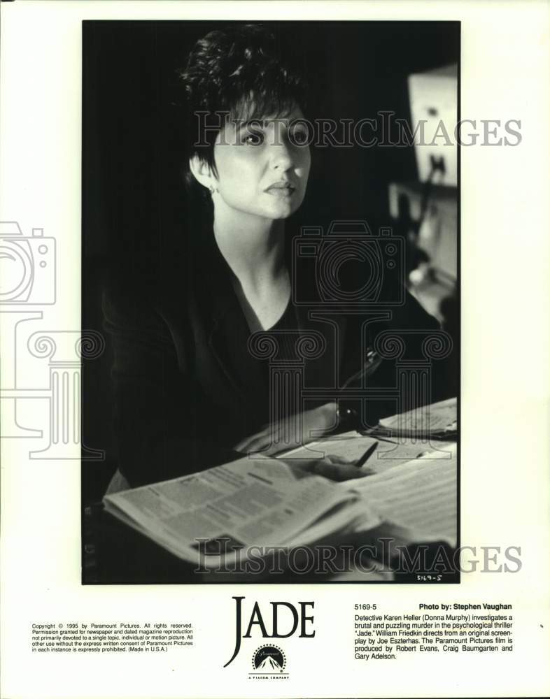 1996 Press Photo Actress Donna Murphy as Detective Karen Helier in "Jade" movie- Historic Images