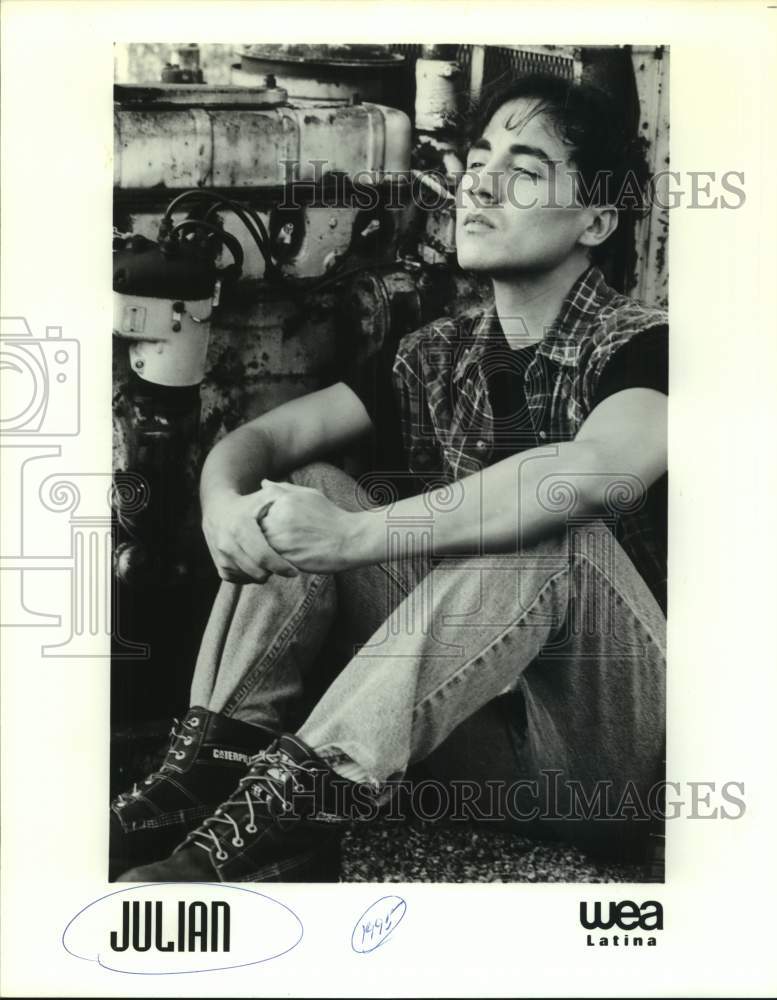 1995 Press Photo Julian, Musician - sap15689- Historic Images