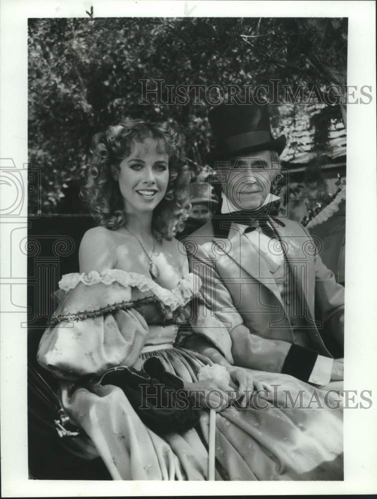 1984 Press Photo Actress Jenilee Harrison and actor Ricardo Montalban.- Historic Images