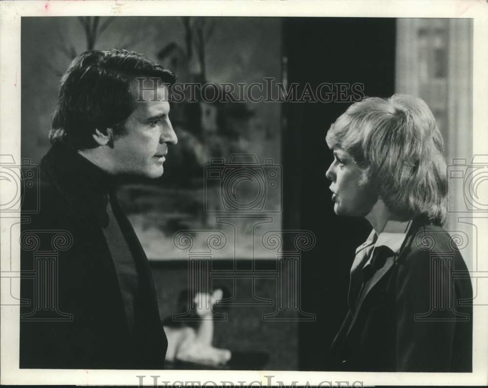 1977 Press Photo Gerald Gordon and Bobbi Jordan in &quot;General Hospital&quot; on ABC TV- Historic Images