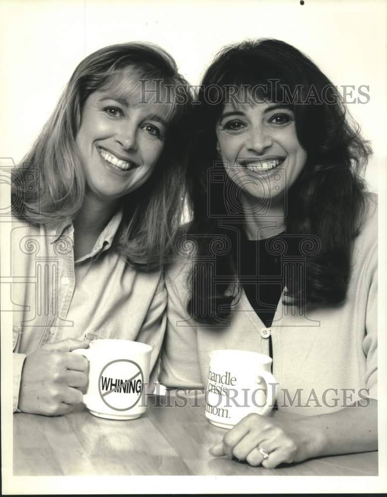 1995 Press Photo Caryl Kristensen and Marilyn Kentz, the comedy duo The Mommies.- Historic Images