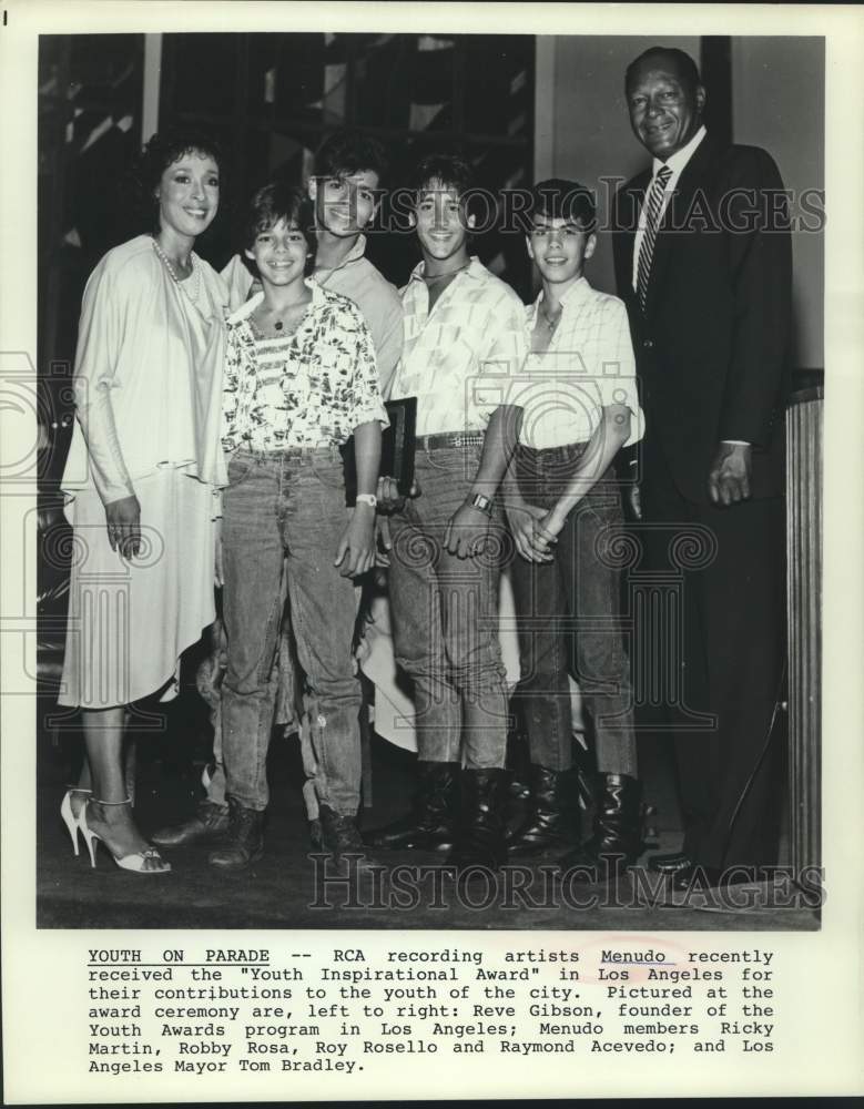 Press Photo Recording Artists Menudo in Los Angeles with Reve Gibson at Awards - Historic Images