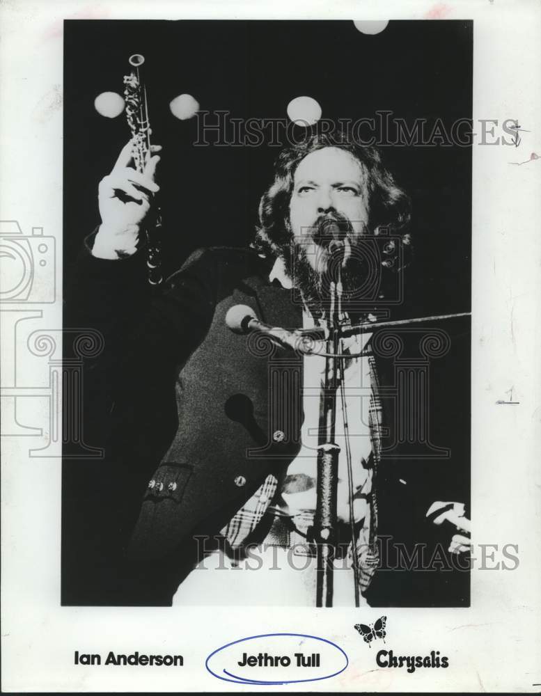 1996 Press Photo Musician Ian Anderson of Jethro Tull at Performance - sap18100- Historic Images