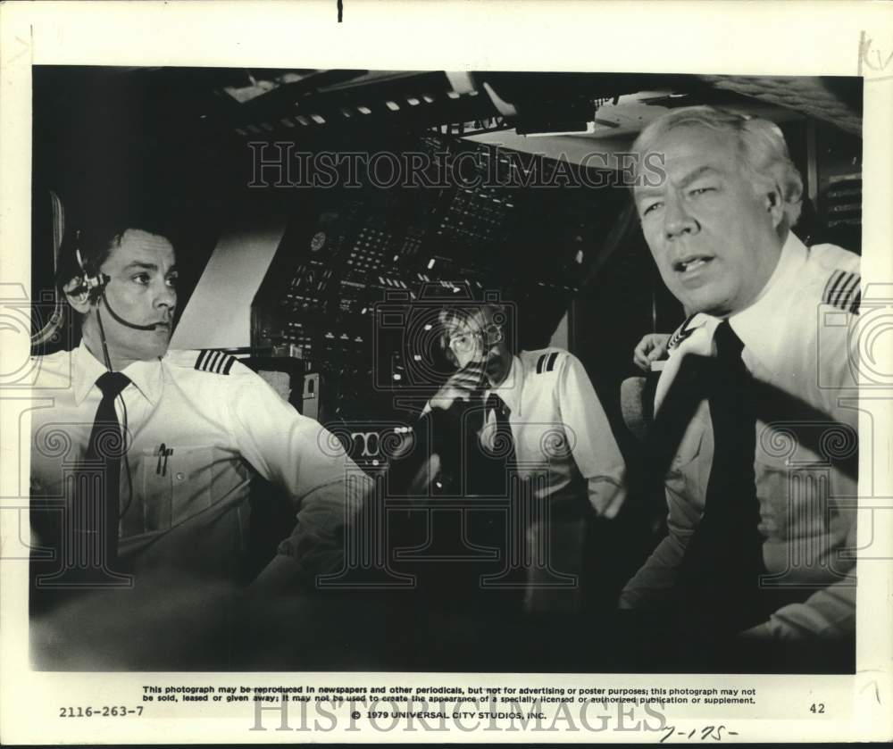 1979 Press Photo Actors Alain Delon, David Warner, George Kennedy in Airport &#39;79- Historic Images