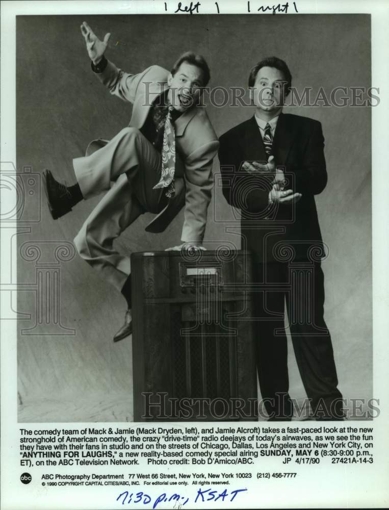 1990 Press Photo Comedians Mack Dryden and Jamie Alcroft in Anything For Laughs- Historic Images