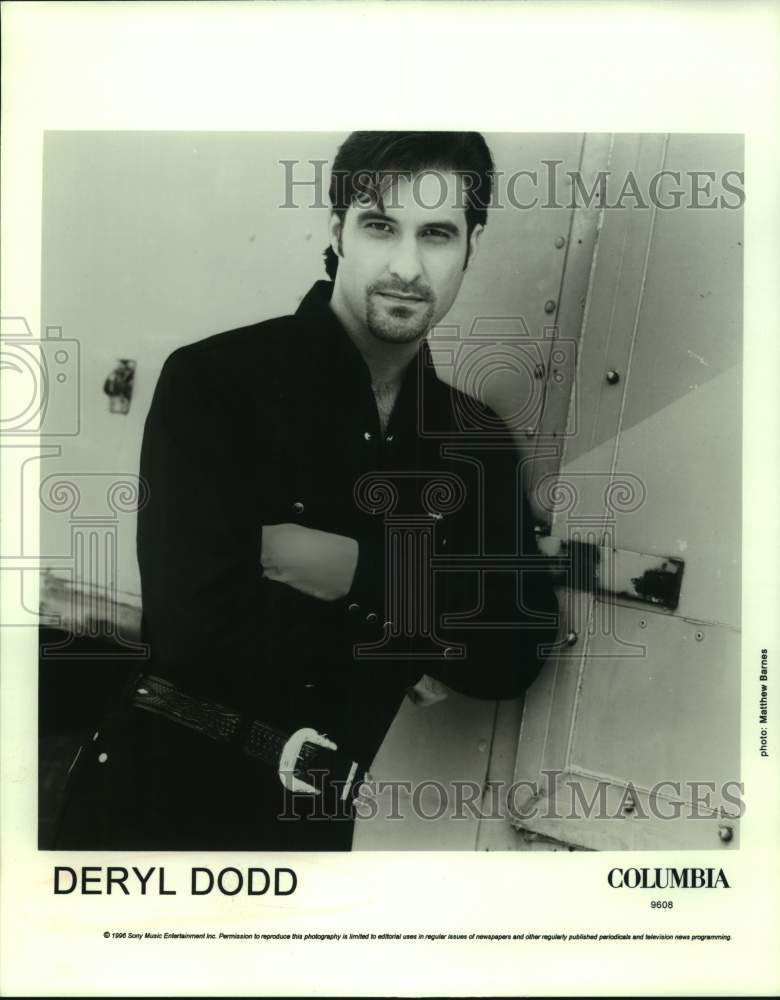 1996 Press Photo Musical Artist Deryl Dodd - sap20344- Historic Images