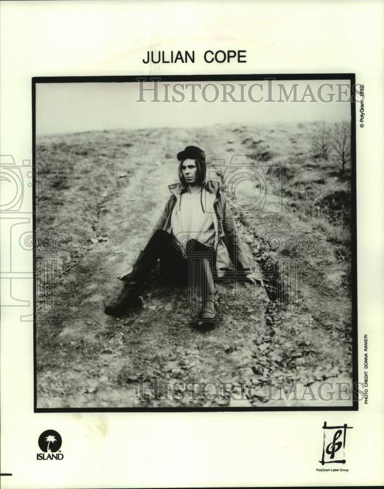 1992 Press Photo Musician Julian Cope - sap20756- Historic Images