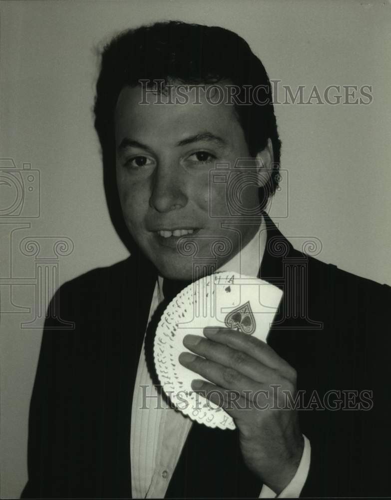 Press Photo Magician The Great Alberto - Historic Images