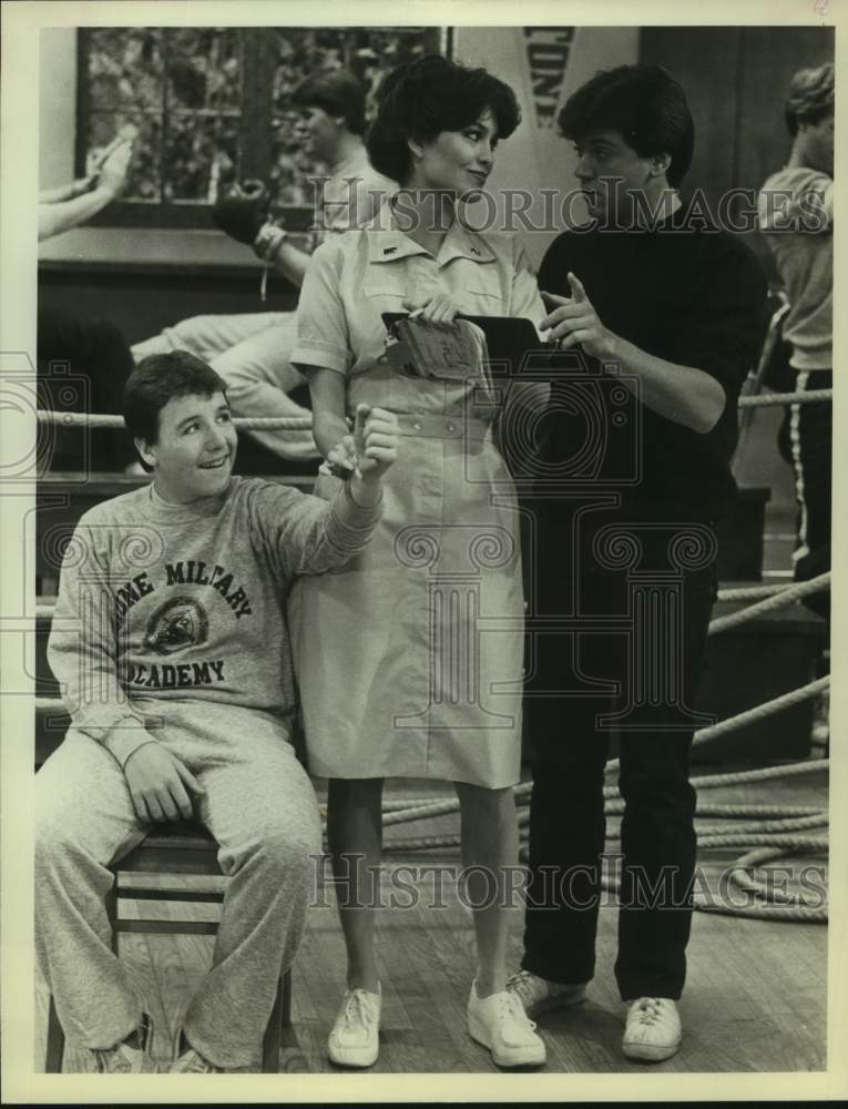 1982 Press Photo Actor Jimmy Baio with co-stars in &quot;The Facts of Life&quot; on NBC-TV- Historic Images